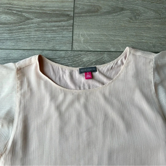 Vince Camuto RUFFLE  SLEEVE LUREX STRIPE TOP - Picture 6 of 12